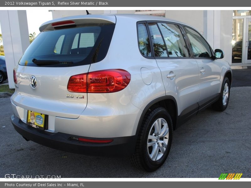 Reflex Silver Metallic / Black 2012 Volkswagen Tiguan S