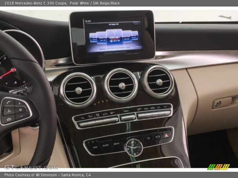 Polar White / Silk Beige/Black 2018 Mercedes-Benz C 300 Coupe