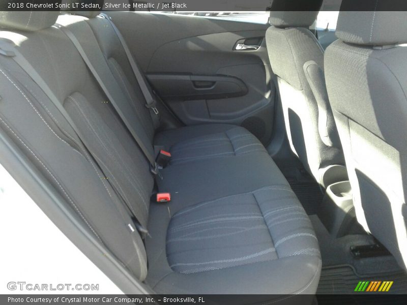 Silver Ice Metallic / Jet Black 2018 Chevrolet Sonic LT Sedan