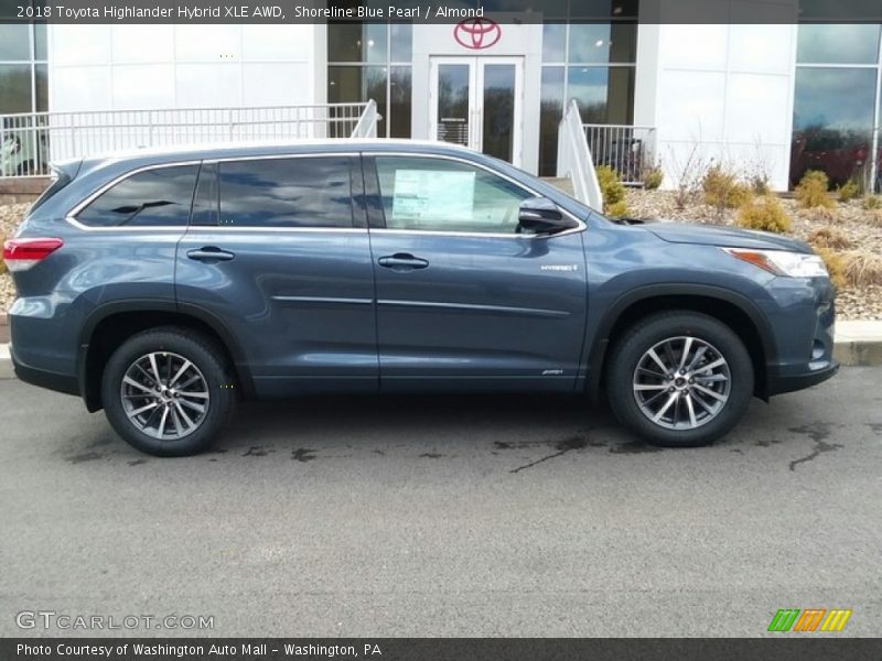 Shoreline Blue Pearl / Almond 2018 Toyota Highlander Hybrid XLE AWD