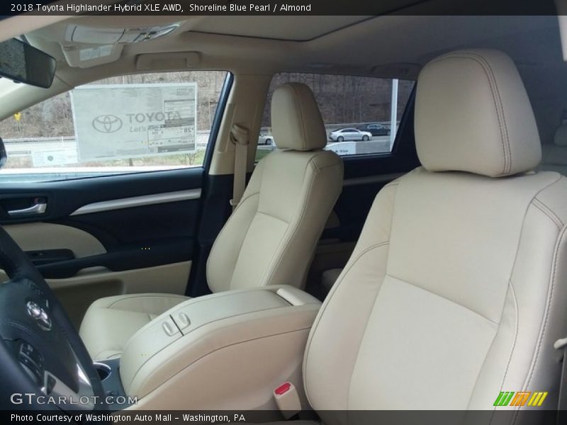 Shoreline Blue Pearl / Almond 2018 Toyota Highlander Hybrid XLE AWD