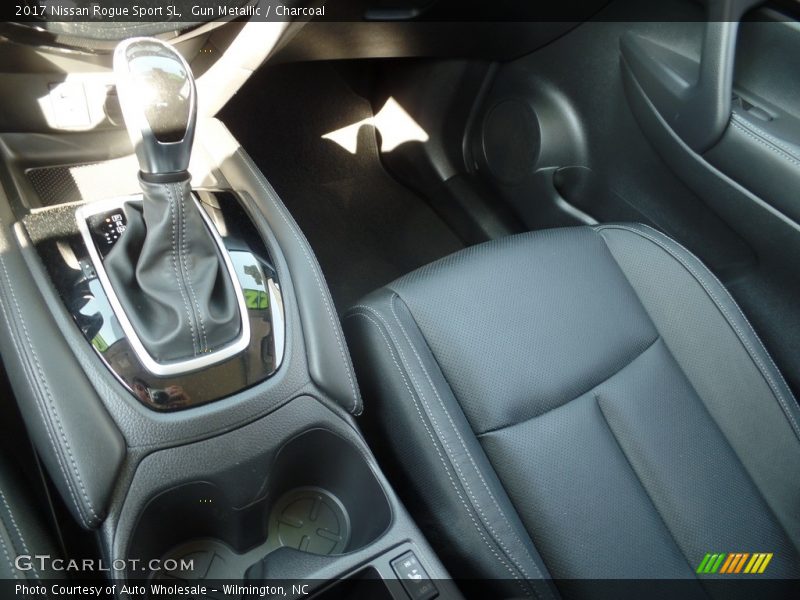 Gun Metallic / Charcoal 2017 Nissan Rogue Sport SL