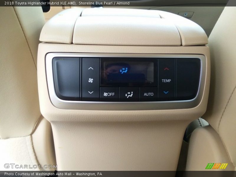 Shoreline Blue Pearl / Almond 2018 Toyota Highlander Hybrid XLE AWD