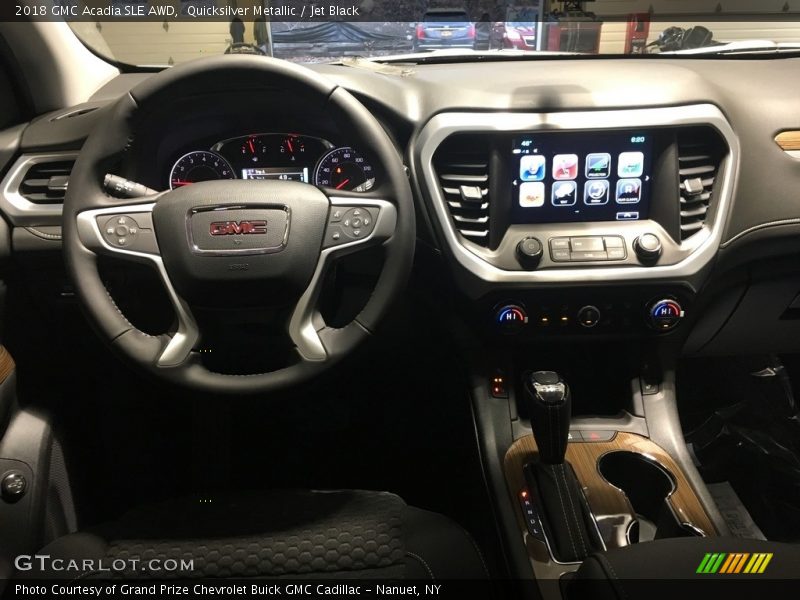 Quicksilver Metallic / Jet Black 2018 GMC Acadia SLE AWD
