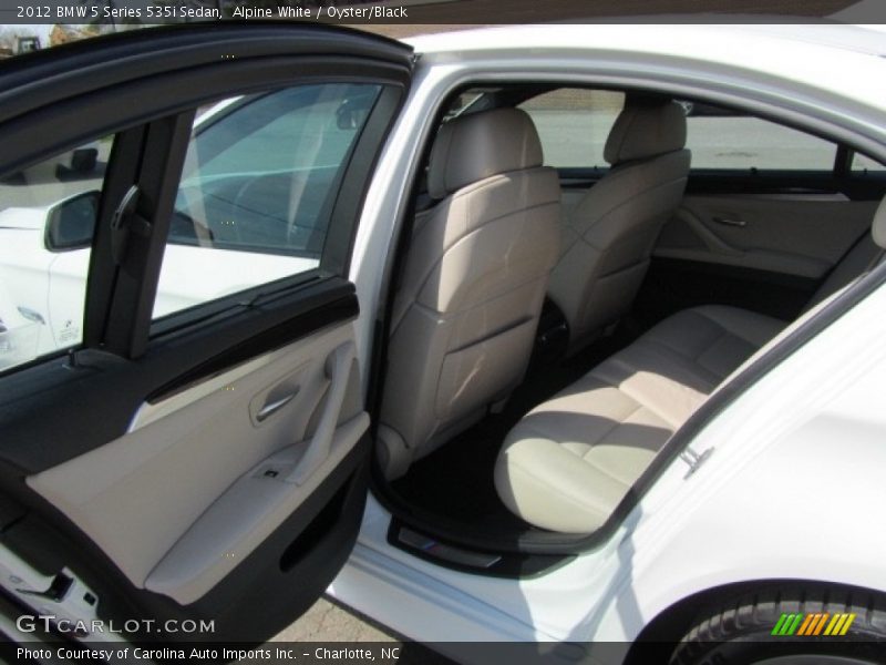 Alpine White / Oyster/Black 2012 BMW 5 Series 535i Sedan