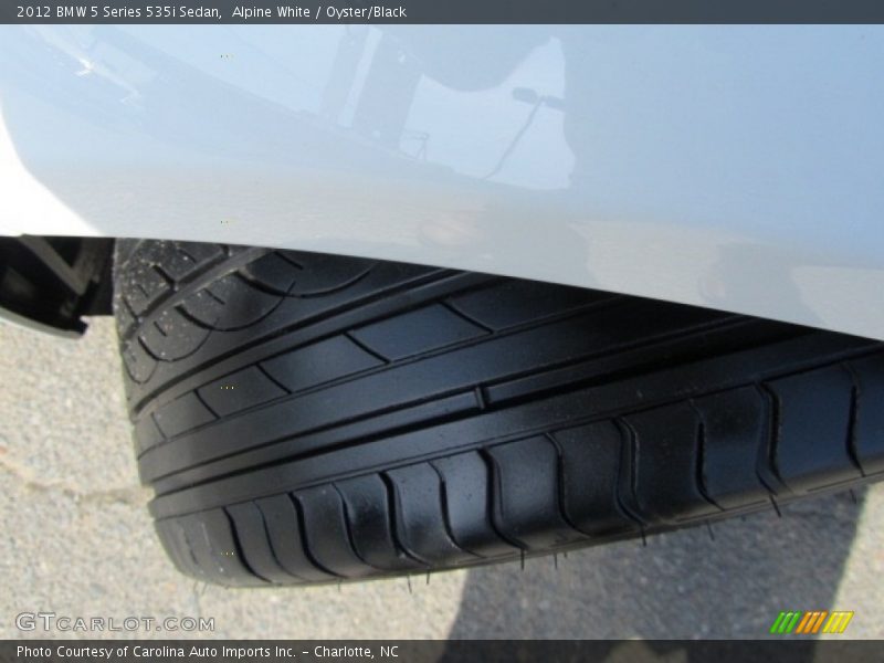 Alpine White / Oyster/Black 2012 BMW 5 Series 535i Sedan