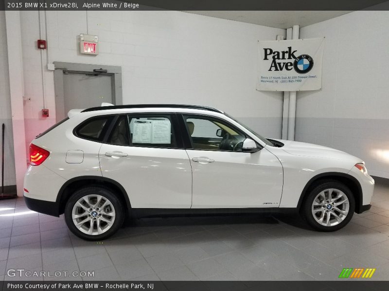 Alpine White / Beige 2015 BMW X1 xDrive28i