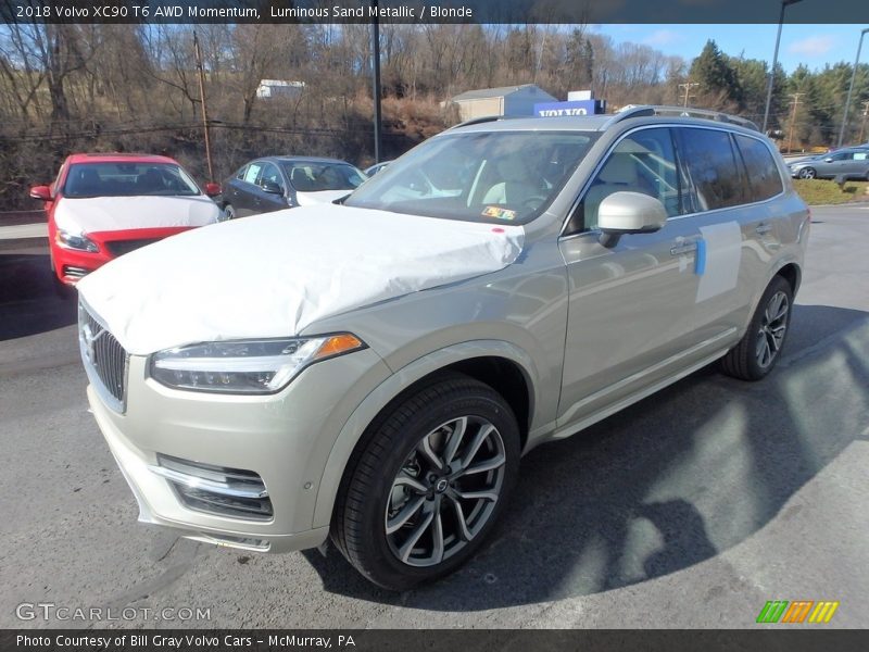 Luminous Sand Metallic / Blonde 2018 Volvo XC90 T6 AWD Momentum
