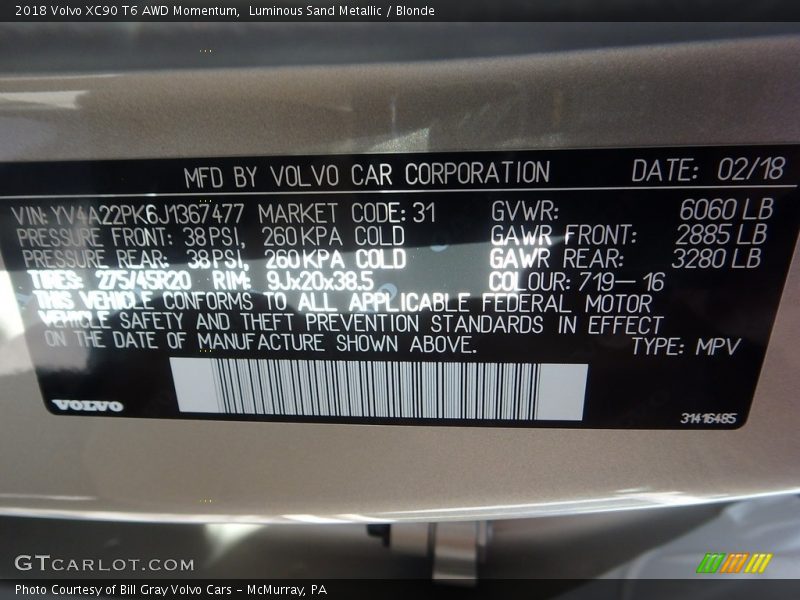 Luminous Sand Metallic / Blonde 2018 Volvo XC90 T6 AWD Momentum