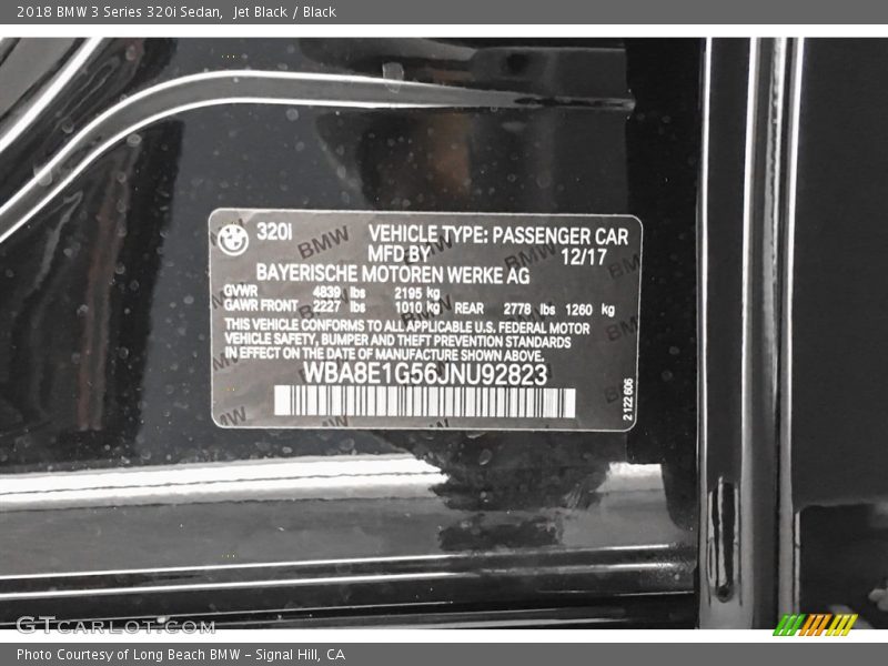Jet Black / Black 2018 BMW 3 Series 320i Sedan