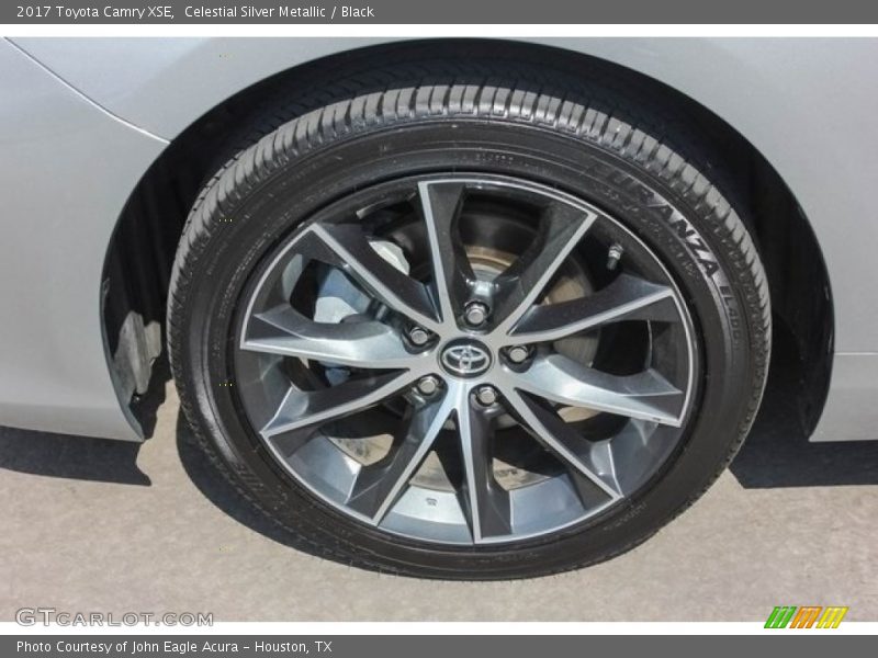 Celestial Silver Metallic / Black 2017 Toyota Camry XSE