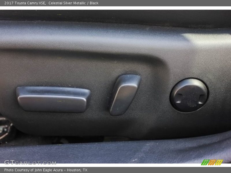 Celestial Silver Metallic / Black 2017 Toyota Camry XSE