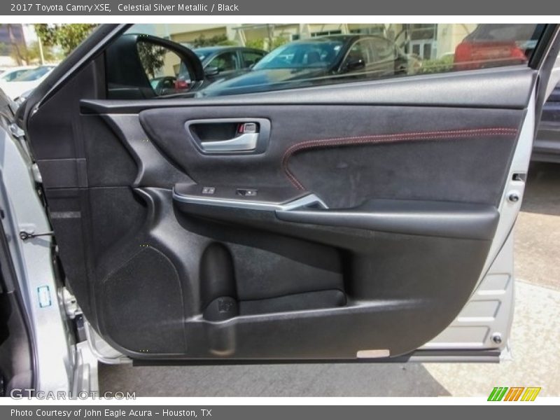 Celestial Silver Metallic / Black 2017 Toyota Camry XSE