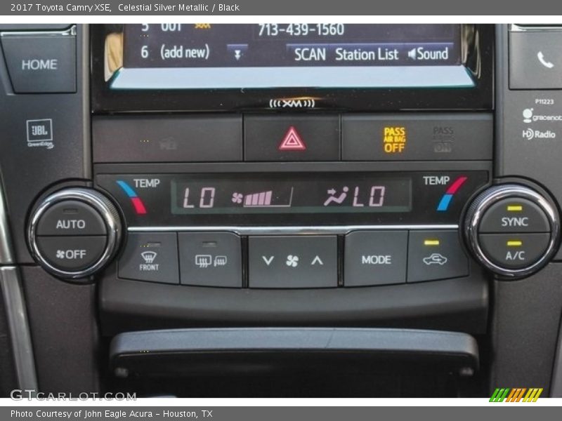 Celestial Silver Metallic / Black 2017 Toyota Camry XSE