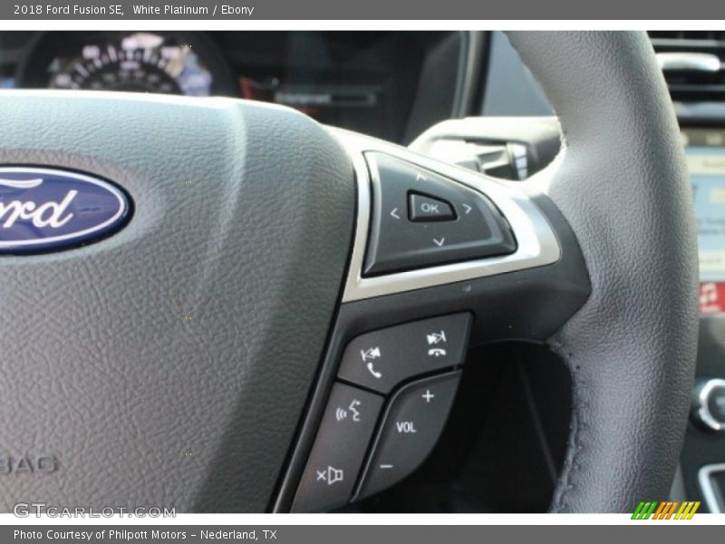 White Platinum / Ebony 2018 Ford Fusion SE