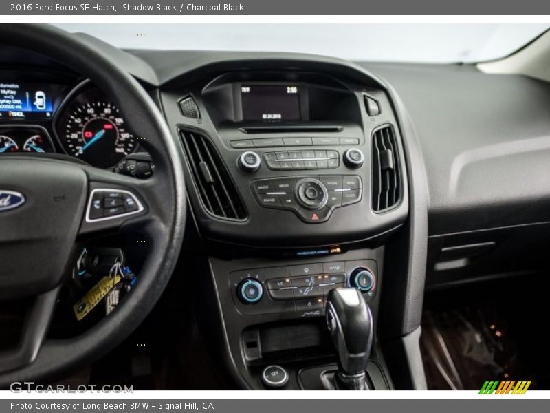 Shadow Black / Charcoal Black 2016 Ford Focus SE Hatch