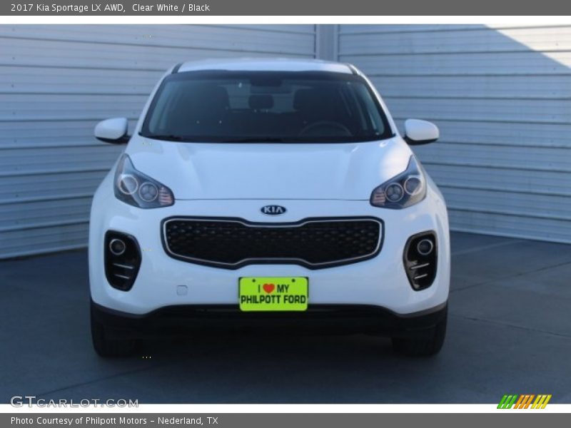 Clear White / Black 2017 Kia Sportage LX AWD