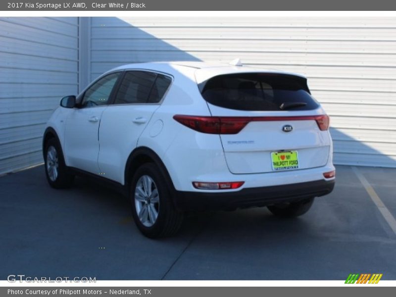 Clear White / Black 2017 Kia Sportage LX AWD