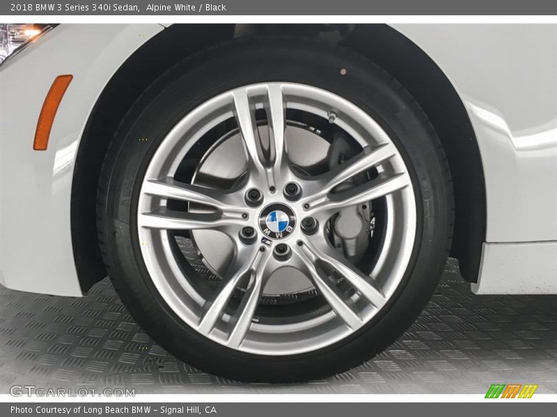 Alpine White / Black 2018 BMW 3 Series 340i Sedan
