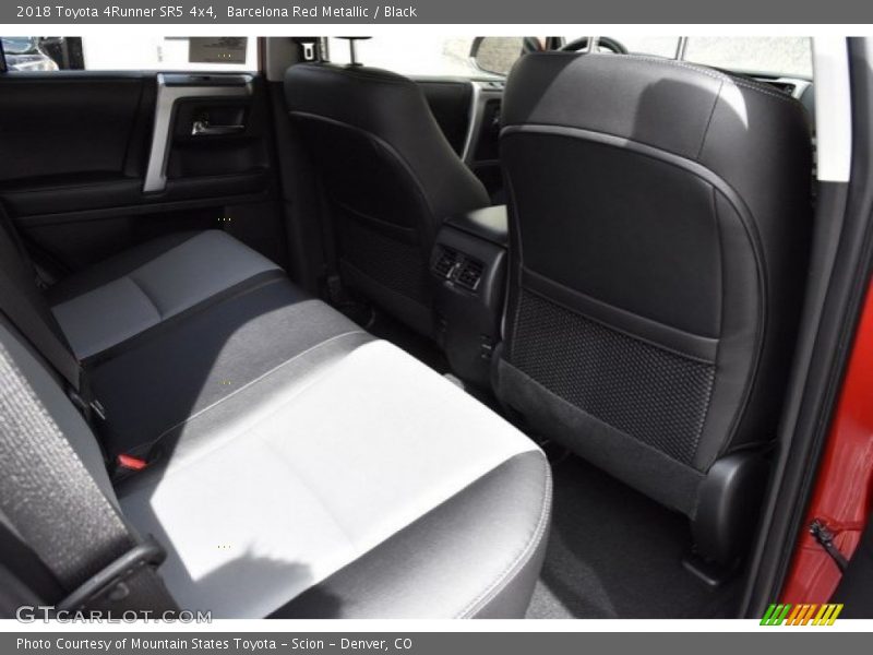 Barcelona Red Metallic / Black 2018 Toyota 4Runner SR5 4x4