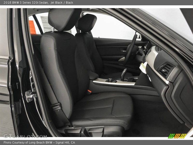 Jet Black / Black 2018 BMW 3 Series 320i Sedan