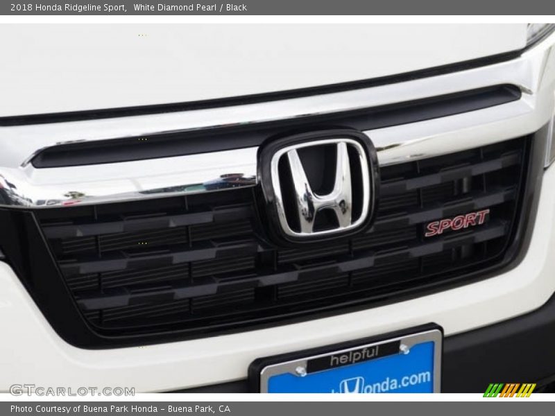 White Diamond Pearl / Black 2018 Honda Ridgeline Sport