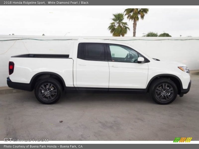 White Diamond Pearl / Black 2018 Honda Ridgeline Sport
