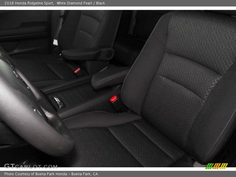 White Diamond Pearl / Black 2018 Honda Ridgeline Sport