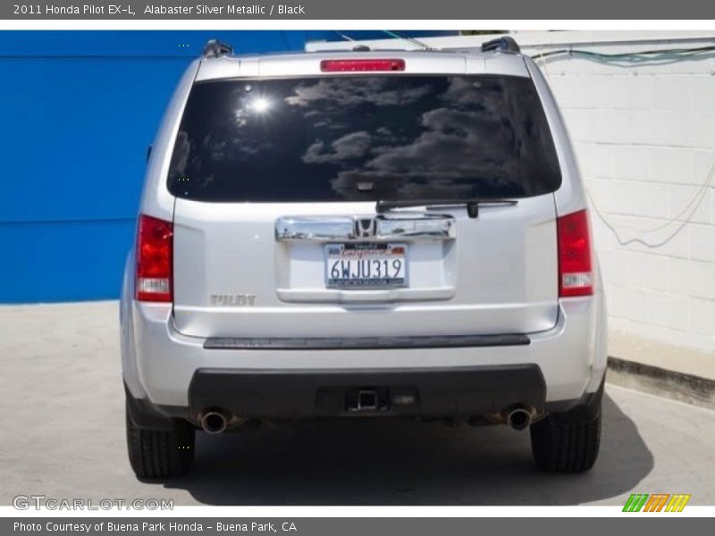 Alabaster Silver Metallic / Black 2011 Honda Pilot EX-L