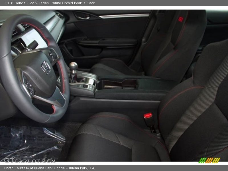 White Orchid Pearl / Black 2018 Honda Civic Si Sedan