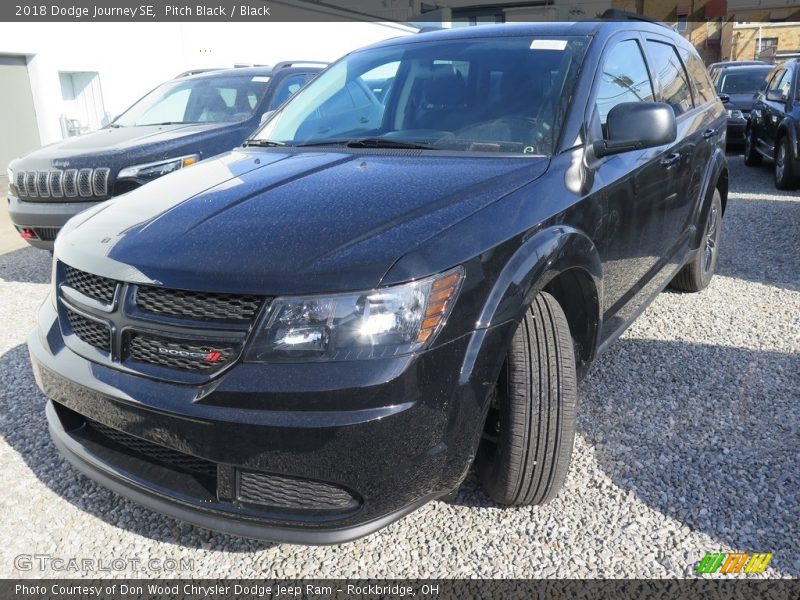 Pitch Black / Black 2018 Dodge Journey SE
