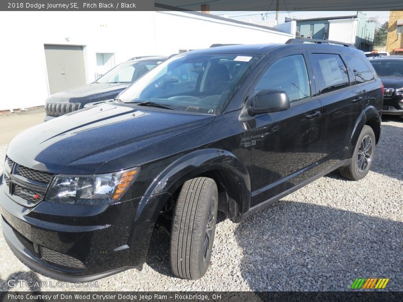 Pitch Black / Black 2018 Dodge Journey SE