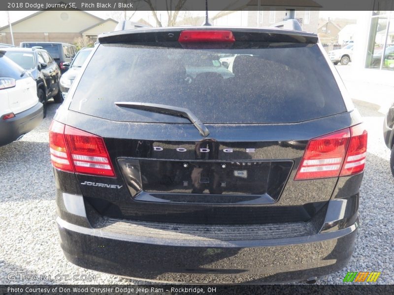 Pitch Black / Black 2018 Dodge Journey SE