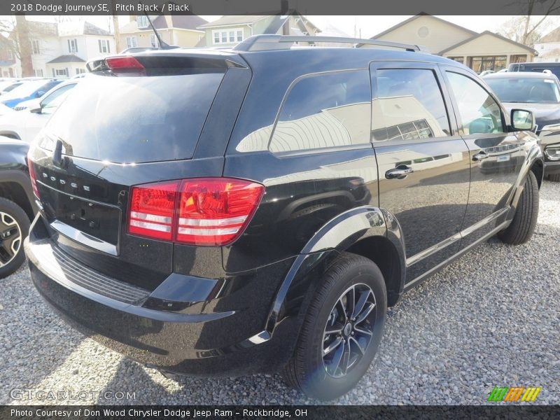 Pitch Black / Black 2018 Dodge Journey SE