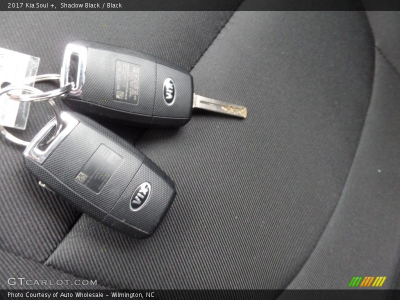 Shadow Black / Black 2017 Kia Soul +