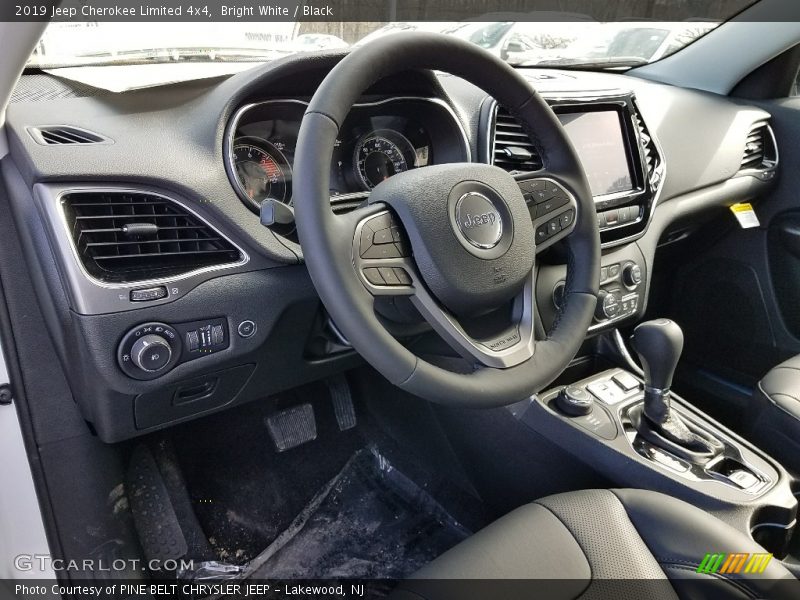 Bright White / Black 2019 Jeep Cherokee Limited 4x4