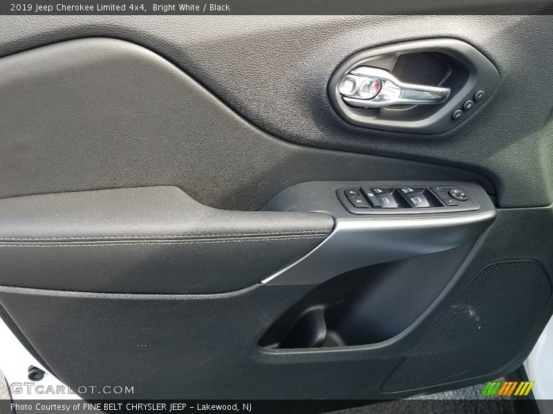 Bright White / Black 2019 Jeep Cherokee Limited 4x4