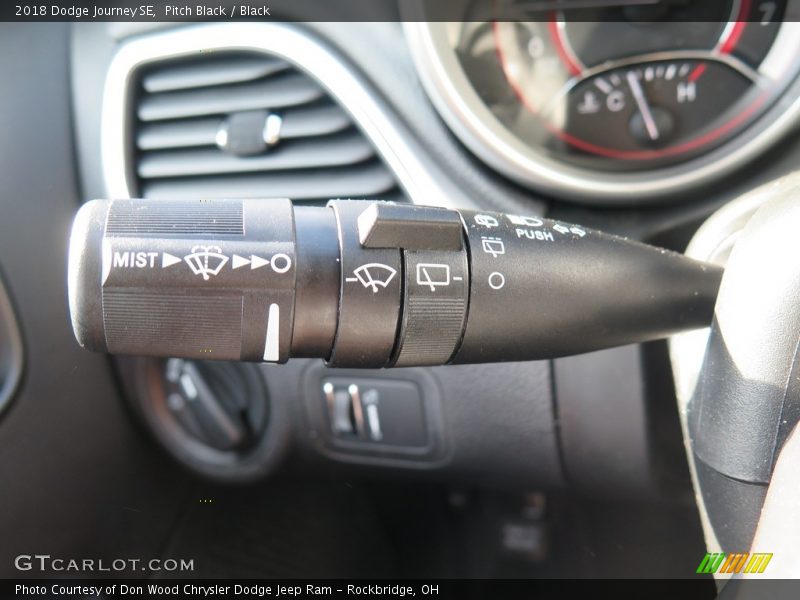 Pitch Black / Black 2018 Dodge Journey SE