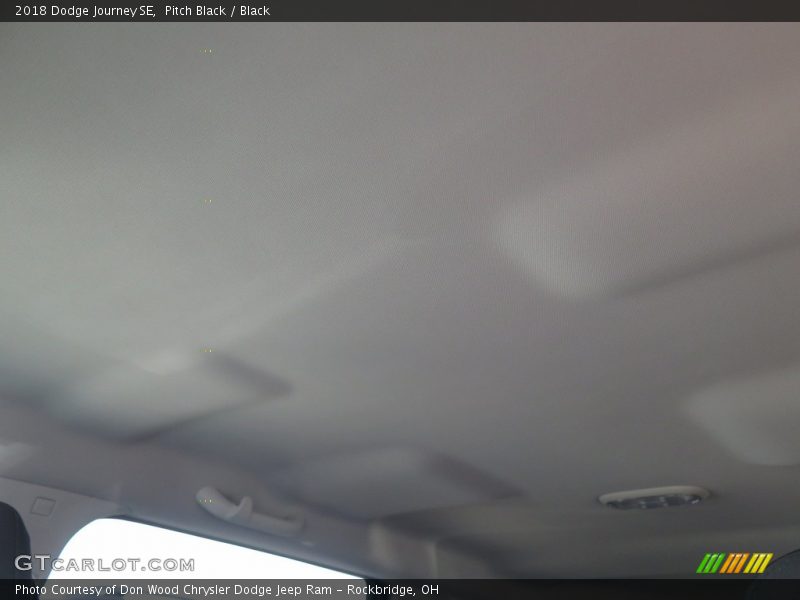 Pitch Black / Black 2018 Dodge Journey SE