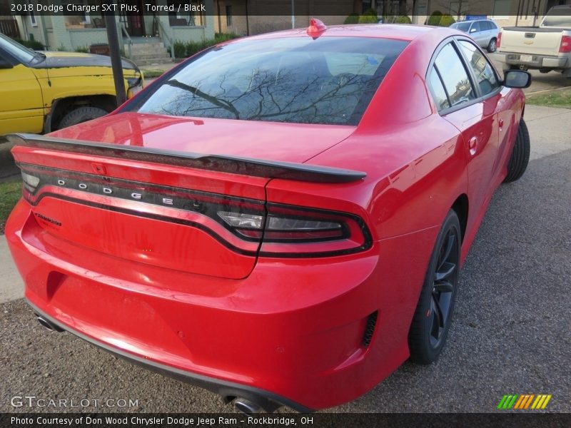 Torred / Black 2018 Dodge Charger SXT Plus