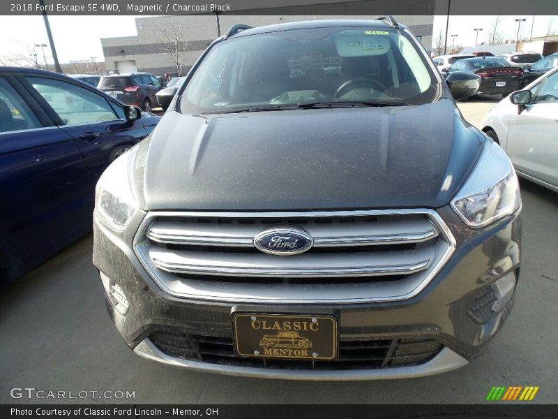 Magnetic / Charcoal Black 2018 Ford Escape SE 4WD