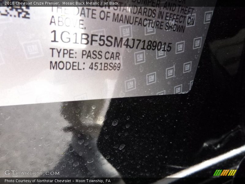 Mosaic Black Metallic / Jet Black 2018 Chevrolet Cruze Premier