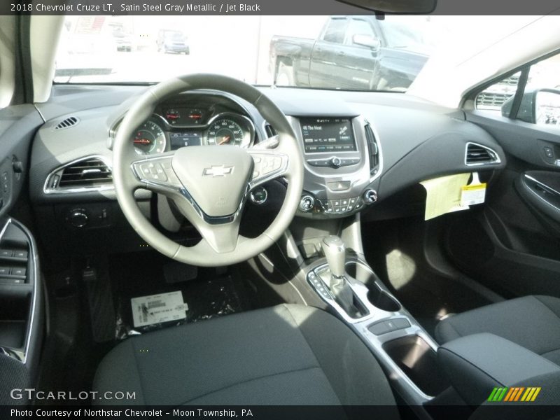 Satin Steel Gray Metallic / Jet Black 2018 Chevrolet Cruze LT