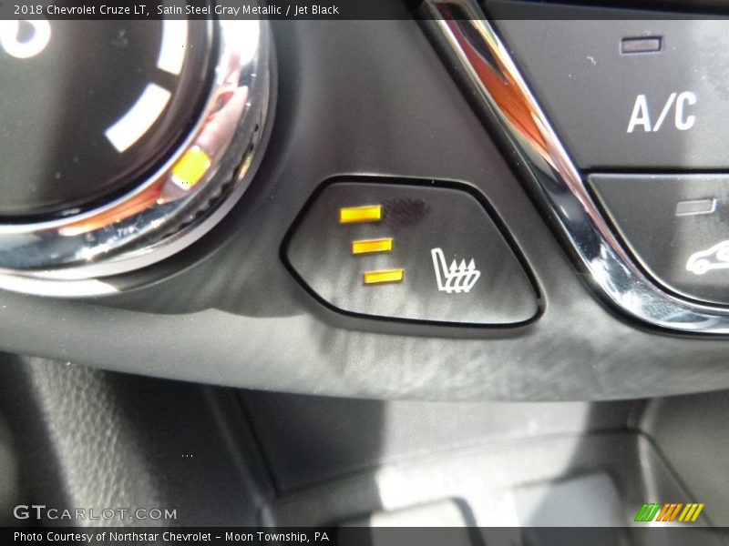 Satin Steel Gray Metallic / Jet Black 2018 Chevrolet Cruze LT