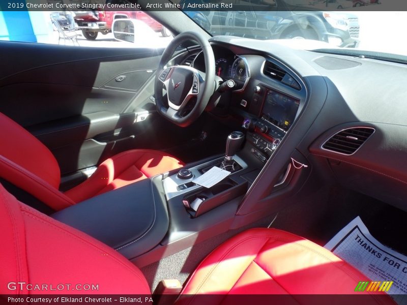 Arctic White / Adrenaline Red 2019 Chevrolet Corvette Stingray Convertible