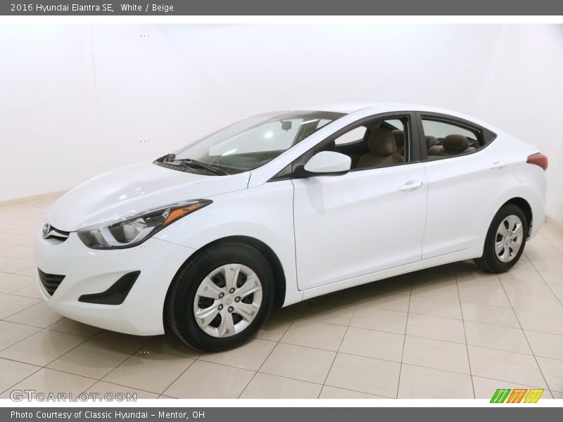 White / Beige 2016 Hyundai Elantra SE