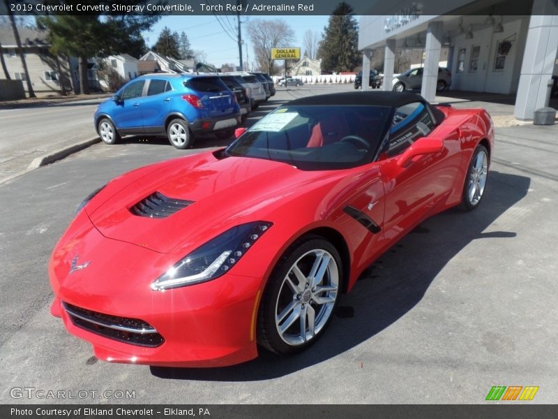 Front 3/4 View of 2019 Corvette Stingray Convertible