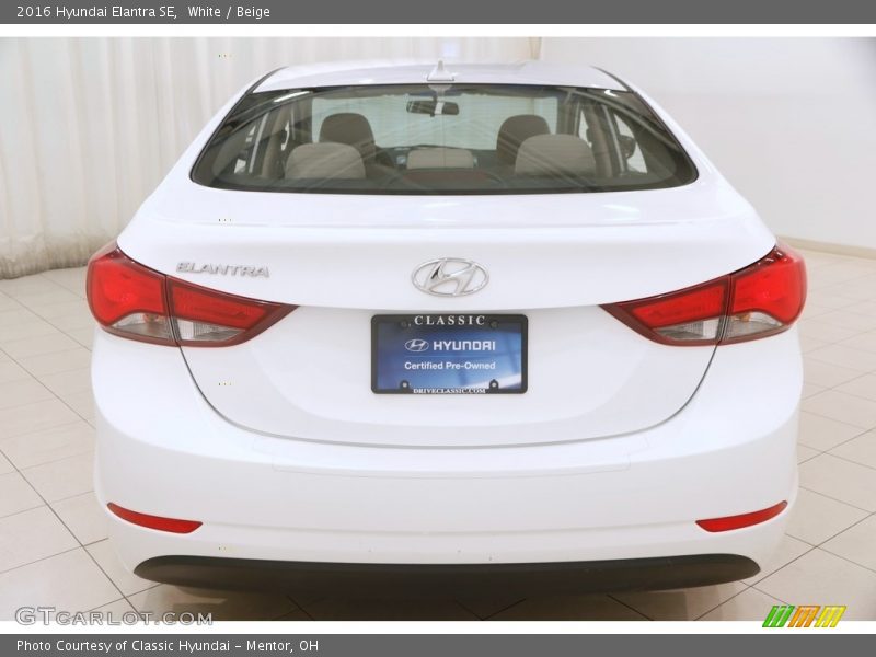White / Beige 2016 Hyundai Elantra SE
