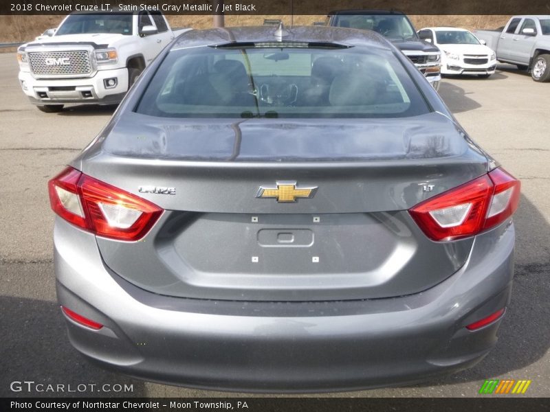 Satin Steel Gray Metallic / Jet Black 2018 Chevrolet Cruze LT