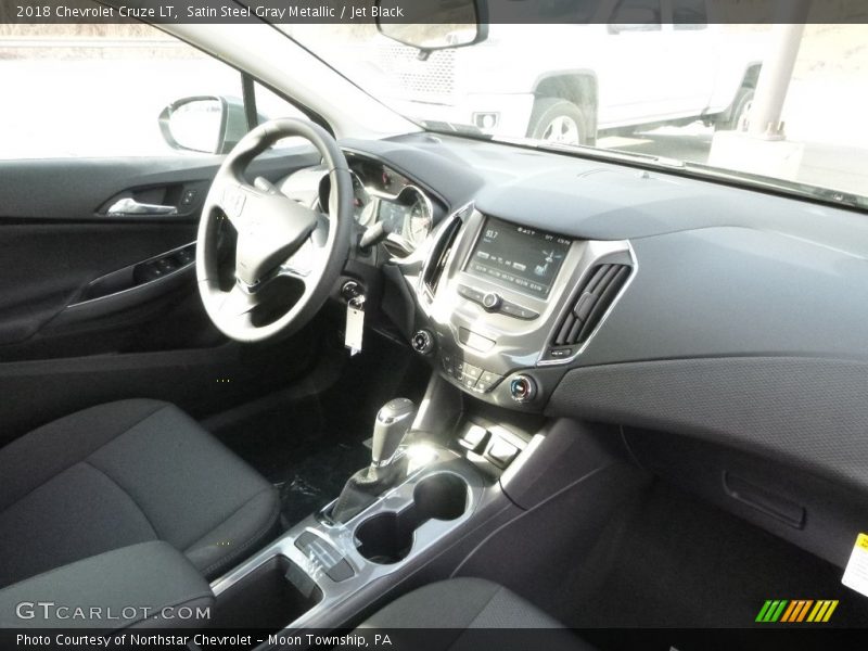 Satin Steel Gray Metallic / Jet Black 2018 Chevrolet Cruze LT
